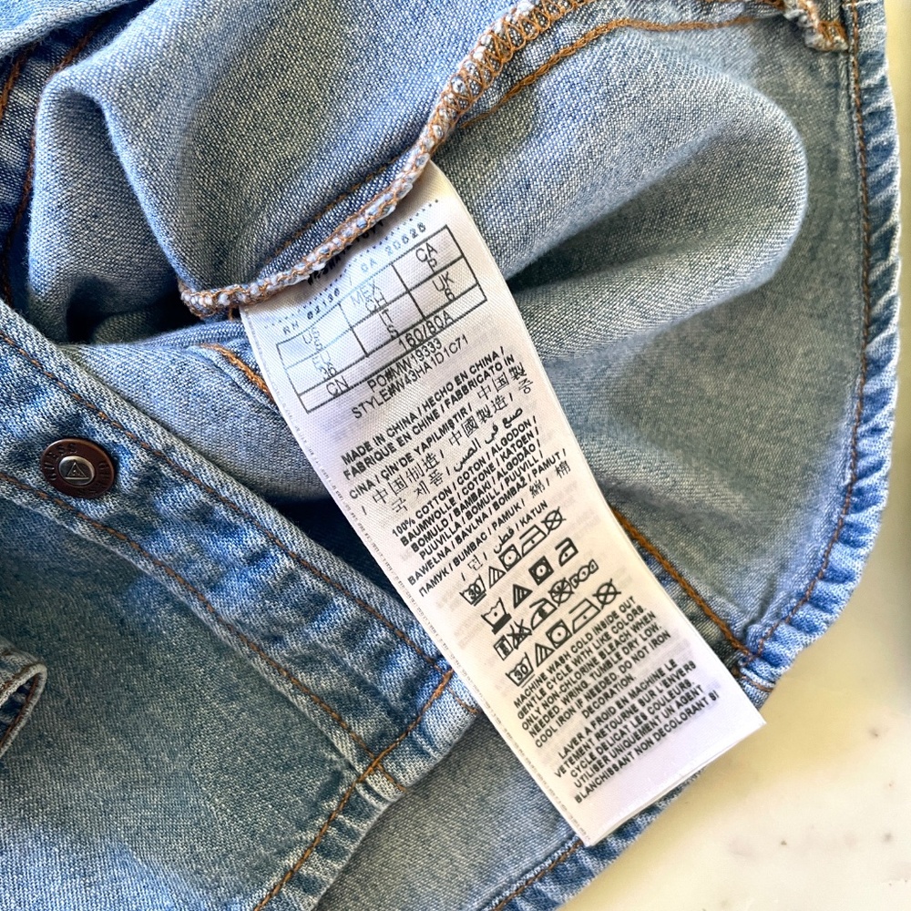 Vintage Guess Denim Western Chambray Snap Shirt - Picture 13 of 16